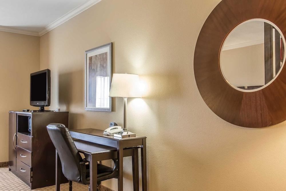 Comfort Suites Lawton Near Fort Sill Eksteriør bilde